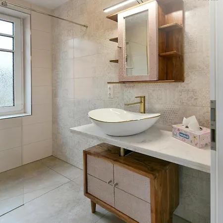 Haus Casper 2 랑에오그